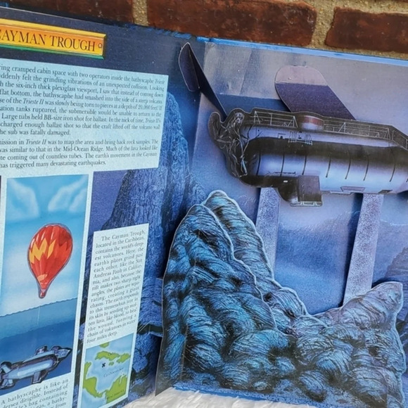 Vintage pop up‎ explorer book - Picture 4 of 6